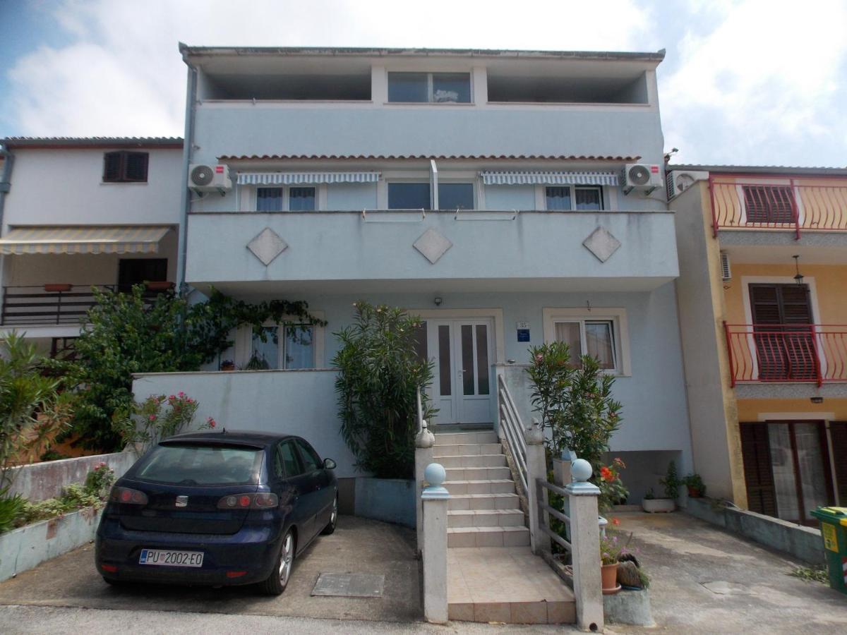 Hanifa Apartmani Rovinj Bagian luar foto